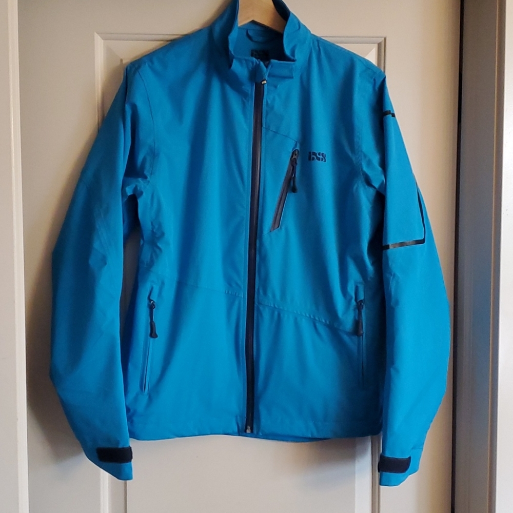 IXS jacket
